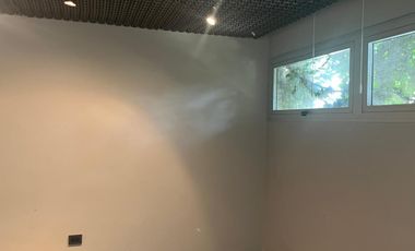 Acassuso Libertador al río. Líndisima casa en venta, 3 dormitorios, dependencia, garage, jardin