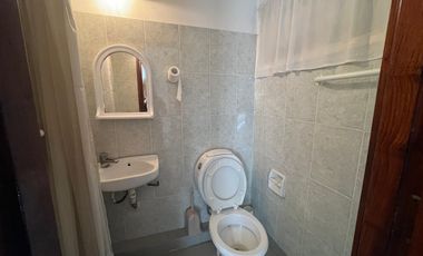 Acassuso Libertador al río. Líndisima casa en venta, 3 dormitorios, dependencia, garage, jardin