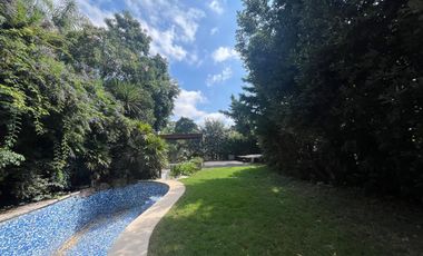 Acassuso Libertador al río. Líndisima casa en venta, 3 dormitorios, dependencia, garage, jardin