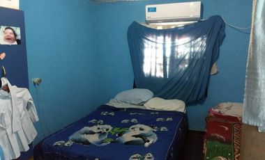 Vivienda multifamiliar con un casa y dos departamentos  en venta en Castillo