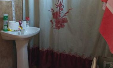 Vivienda multifamiliar con un casa y dos departamentos  en venta en Castillo