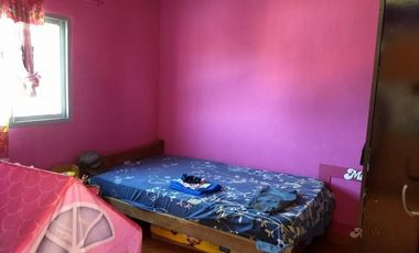 Vivienda multifamiliar con un casa y dos departamentos  en venta en Castillo