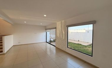 Casa en Renta en Fracc Vista Bosques Ocoyoacac, rápida salida a la CDMX