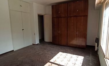 Casa quinta en Tortuguitas centro|600mts lote pileta, ideal vivienda o inversión.Todos los servicios