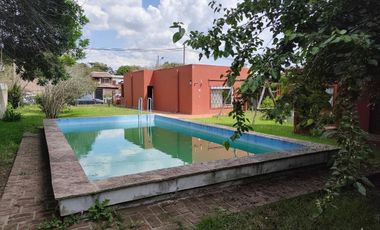 Casa quinta en Tortuguitas centro|600mts lote pileta, ideal vivienda o inversión.Todos los servicios
