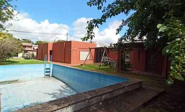 Casa quinta en Tortuguitas centro|600mts lote pileta, ideal vivienda o inversión.Todos los servicios