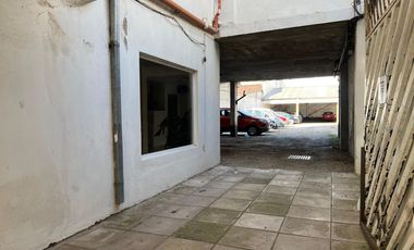 Cochera en Nueva Pompeya