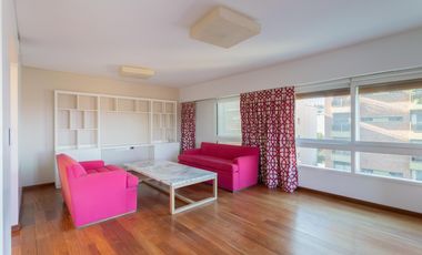 Departamento de 3 dormitorios en venta en San Isidro, con seguridad