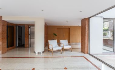 Departamento de 3 dormitorios en venta en San Isidro, con seguridad