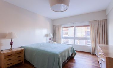 Departamento de 3 dormitorios en venta en San Isidro, con seguridad