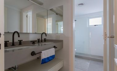 Departamento de 3 dormitorios en venta en San Isidro, con seguridad