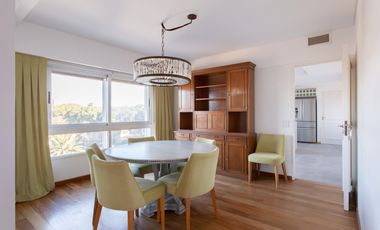 Departamento de 3 dormitorios en venta en San Isidro, con seguridad