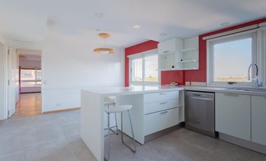 Departamento de 3 dormitorios en venta en San Isidro, con seguridad