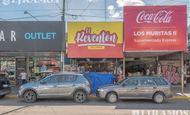Excelente local en la calle mas comercial de Lomas de Zamora