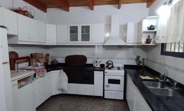 Casa en Santo Tome, Barrio Adelina
