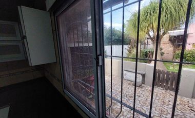 Casa en venta centro de Escobar - LIBERTAD Y GELVEZ