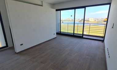 EN VENTA CASA 5 AMB A ESTRENAR EN VILLALOBOS