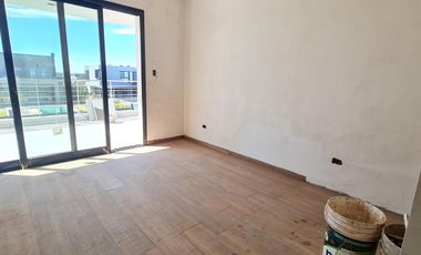 EN VENTA CASA 5 AMB A ESTRENAR EN VILLALOBOS