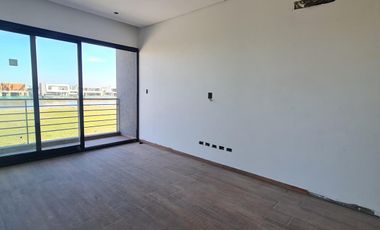 EN VENTA CASA 5 AMB A ESTRENAR EN VILLALOBOS
