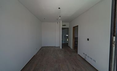 EN VENTA CASA 5 AMB A ESTRENAR EN VILLALOBOS