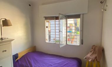 Casa en  barrio residencial de Temperley Este