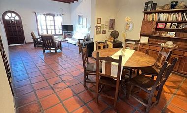 Casa 4 ambientes en venta en Ituzaingo