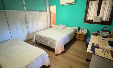 Casa 4 ambientes en venta en Ituzaingo