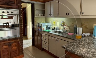 Gran casa en Santa Teresita