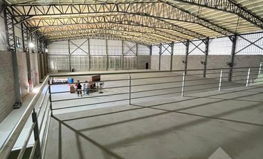 En Alquiler | Galpón de 1350 m2 | Necochea y Republica de Italia | Neuquén Capital