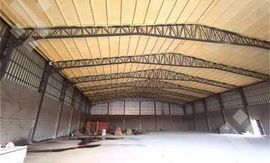 En Alquiler | Galpón de 1350 m2 | Necochea y Republica de Italia | Neuquén Capital