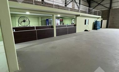 En Alquiler | Galpón de 1350 m2 | Necochea y Republica de Italia | Neuquén Capital