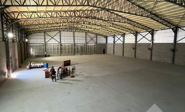 En Alquiler | Galpón de 1350 m2 | Necochea y Republica de Italia | Neuquén Capital