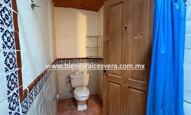DEPARTAMENTO EN RENTA EN EL CENTRO DE TEQUISQUIAPAN. Mara