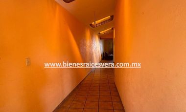 DEPARTAMENTO EN RENTA EN EL CENTRO DE TEQUISQUIAPAN. Mara