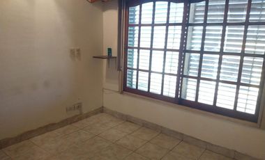 Casa  en venta en Gregorio De Laferrere