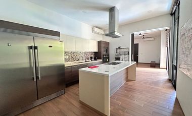 HERMOSA CASA EN RENTA AMUEBLADA EN MERIDA RESIDENCIAL ALLEGRA