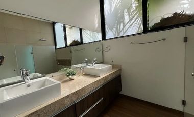 HERMOSA CASA EN RENTA AMUEBLADA EN MERIDA RESIDENCIAL ALLEGRA