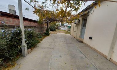 Casa en calle Kennedy