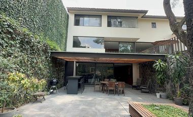 Casa en condominio en Venta o Renta en Jardines del Pedregal