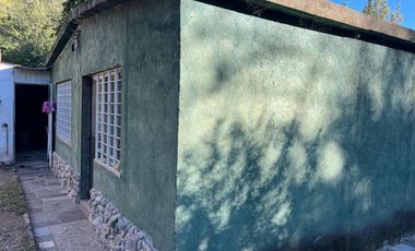 Casa en  Alquiler - Frente al río - 2 Hab. - Patio