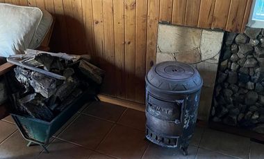 Casa en  Alquiler - Frente al río - 2 Hab. - Patio