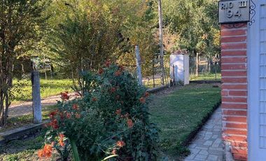 Casa en  Alquiler - Frente al río - 2 Hab. - Patio