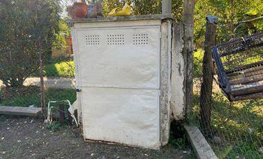 Casa en  Alquiler - Frente al río - 2 Hab. - Patio