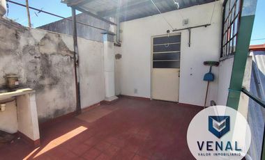 Venta PH tipo casa 3 ambientes con Cochera, Patio y Terraza – Oportunidad en José Ingenieros.