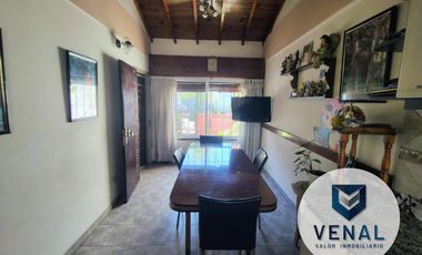 Venta PH tipo casa 3 ambientes con Cochera, Patio y Terraza – Oportunidad en José Ingenieros.