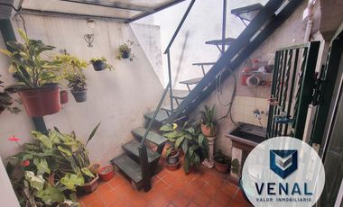 Venta PH tipo casa 3 ambientes con Cochera, Patio y Terraza – Oportunidad en José Ingenieros.
