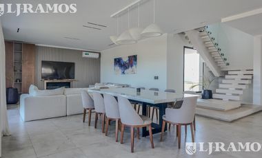 Increible casa en Venta en Barrio Muelles Puertos