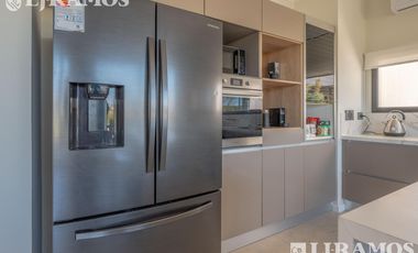 Increible casa en Venta en Barrio Muelles Puertos