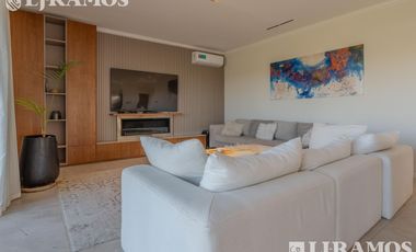 Increible casa en Venta en Barrio Muelles Puertos