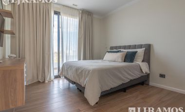 Increible casa en Venta en Barrio Muelles Puertos